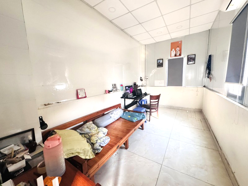 Bán Nhà 3 Tầng  Lô Góc – 2 Mặt Hẻm Xe Hơi – Chỉ 4.85 Tỷ – 77m2_4x19m – Linh Xuân – Thủ Đức. - Ảnh chính